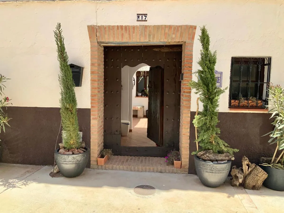 Casa Sol Y Aire - Vakantievilla In Dorp Met Prive Zwembad Pinos del Valle Holiday home